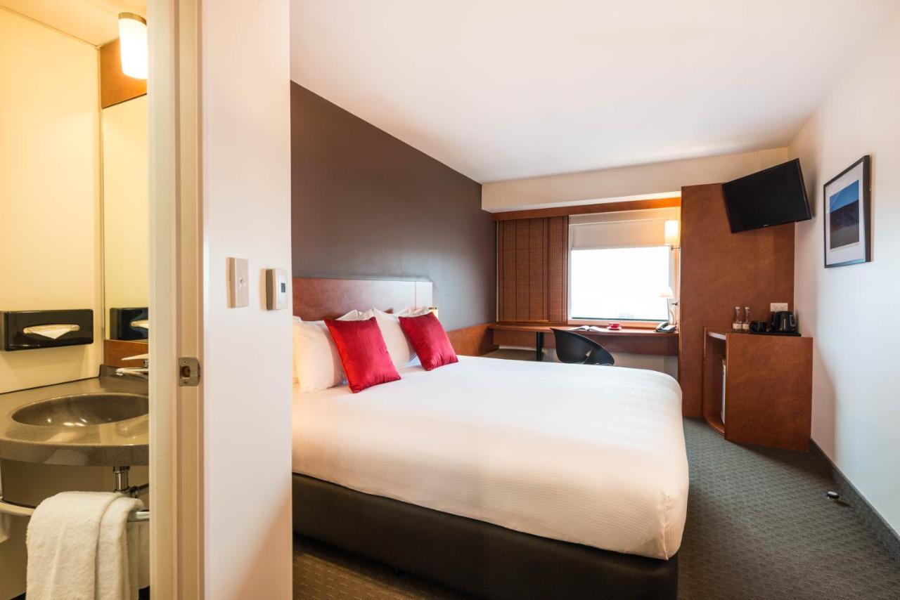 Ibis Christchurch Hotell Exteriör bild