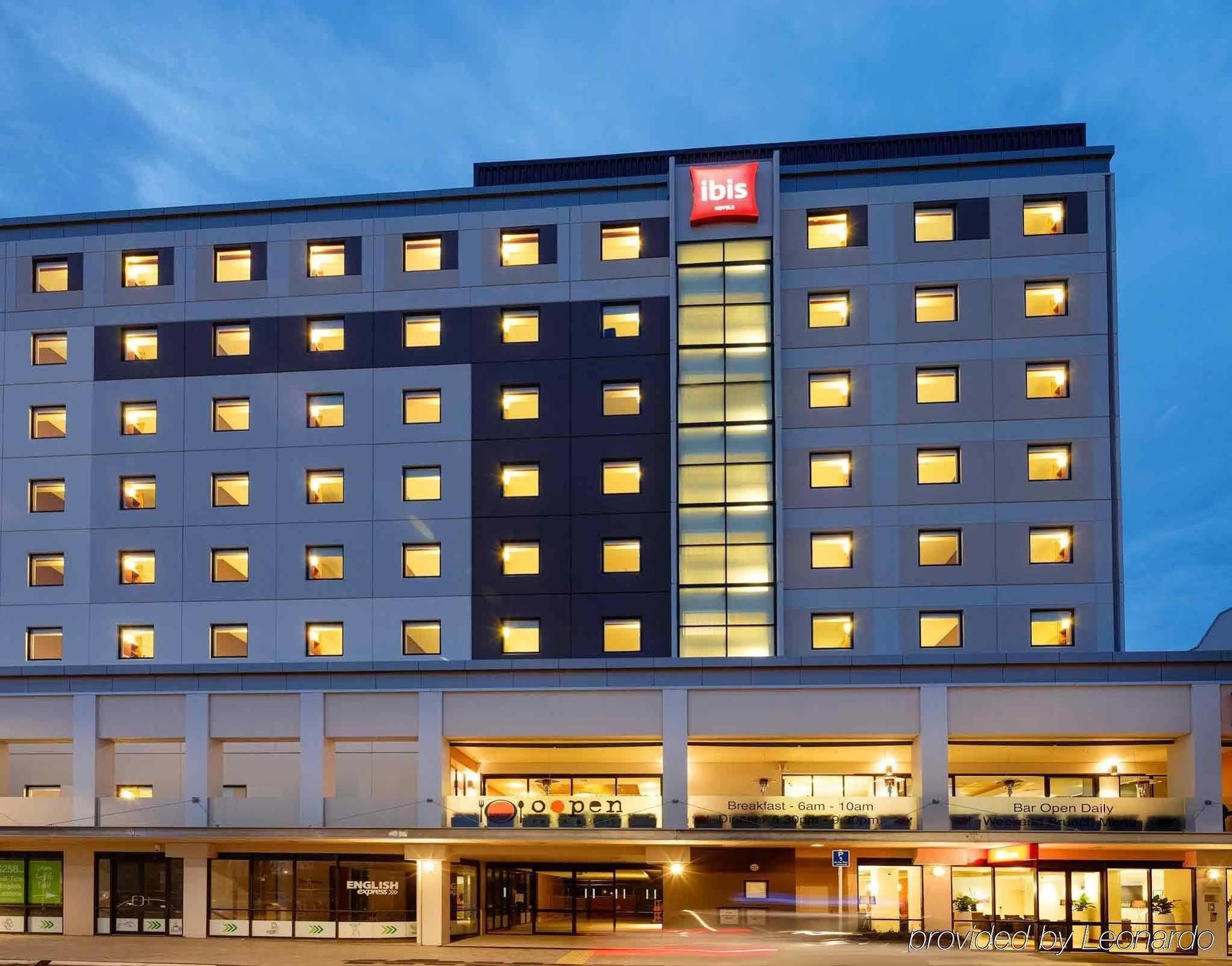 Ibis Christchurch Hotell Exteriör bild