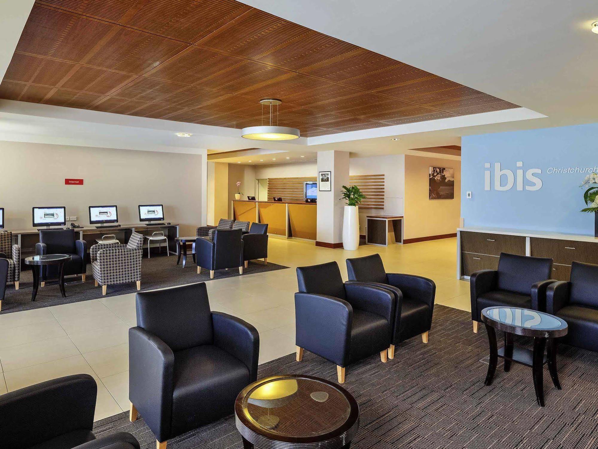 Ibis Christchurch Hotell Exteriör bild